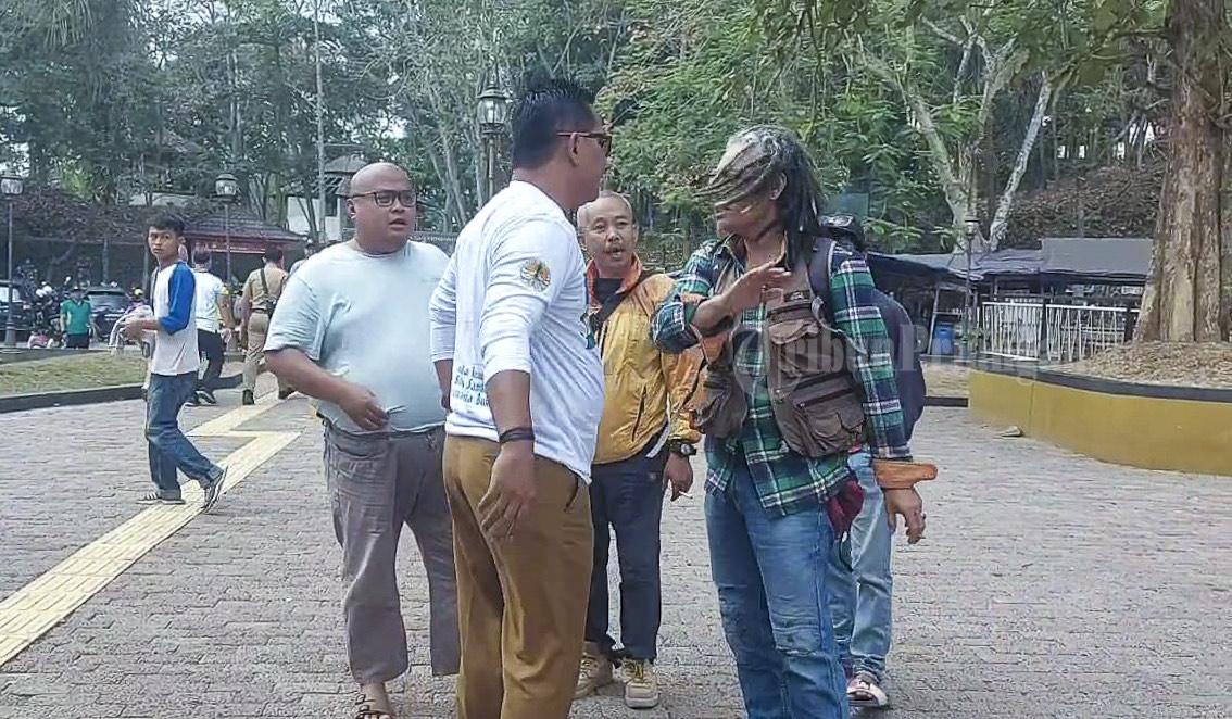 Kadis LH Kota Tasikmalaya Cekcok dengan Komunitas Pecinta Lingkungan, Dipicu Isi Pesan Whatsapp