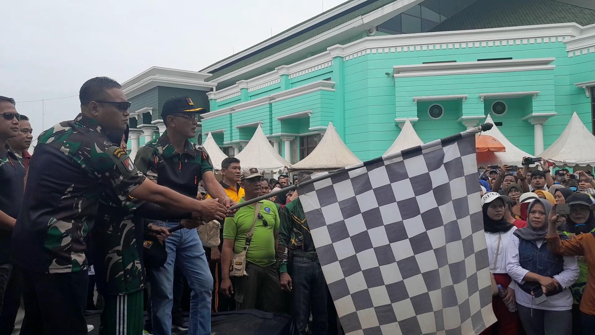 Ribuan Masyarakat Ciamis Ikuti Jalan Sehat Peringati HUT ke-78 TNI, Dandim Ingatkan Soal Masalah Ini