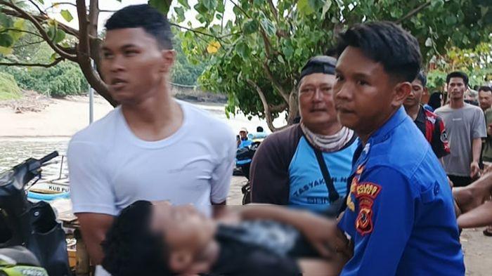 pelajar-terseret-obak-pantai-santolo-jumat-23012026-1.jpg