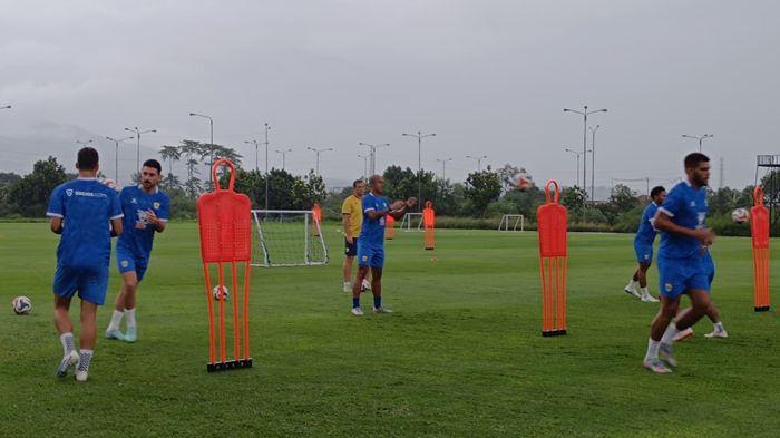 persib-latihan-11112025-1.jpg