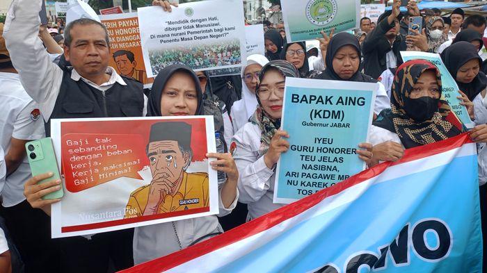 unjuk-rasa-guru-madrasah-KOta-Tasikmalaya-SPPG-jadi-PPPK-1.jpg
