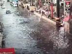 Banjir-di-Jalan-Panorama_0308.jpg
