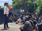 Bobotoh-Geruduk-Kantor-PT-Persib-Bandu.jpg