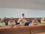 Dirut-RSUD-dr-Soekardjo-rapat-Komisi-I-DPRD-Kota-Tasikmalaya-Senin-30122024.jpg