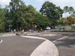 JUMAT-BERSIH-Sejumlah-ASN-di-lingkungan-Pemkab-Tasikmalaya-10102025-1.jpg