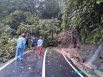Jalan-Cibinong-Tertutup-Longsor.jpg