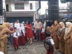 MASUK-SEKOLAH-sdn-pengadilan-Kota-Tasikmalaya-1472025-1.jpg