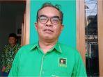 Mulya-Suryadi-Ketua-Komisi-III-DPRD-Sumedang-saat-diwawancara-Tribun-Jabarid.jpg