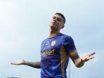 Persib-Bandung-luncurkan-jersey-baru-untuk.jpg