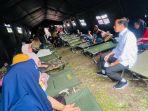 Presiden-Joko-Widodo-mengunjungi-lokasi-tenda-pengungsian-korban-terdampak-gempa-bumi-Cianjur.jpg