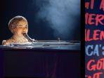 Putri-Ariani-Tampil-Memukau-Bawakan-Lagu-U2-di-Semifinal-AGT-2023.jpg