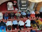 Suasana-Sholat-Teraweh-Berjamaah-saat-Ramadhan.jpg