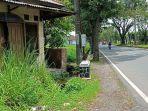 TKP-penusukan-ukang-baso-asal-Cikalong-di-Jalan-Gubernur-Sewaka.jpg