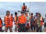 cari-korban-tenggelam-di-Pantai-Barat-Pangandaran-Sabtu-14-Juni-2025.jpg