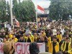demo-mahasiswa-di-DPRD-Kota-Tasikmalaya-Kamis-2282024.jpg