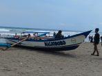 perahu-wisata-yang-karam.jpg