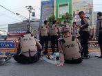 polisi-di-garut-terluka-saat-amankan-demo.jpg