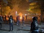 unjuk-rasa-di-depan-DPRD-Jabar-ricuh-malam.jpg