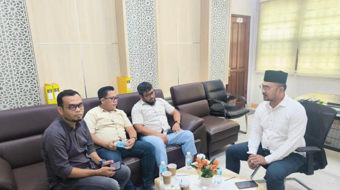 AUDIENSI DENGAN PIMPINAN SERAMBI