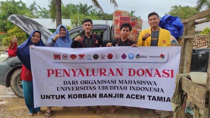 Banjir Di Aceh Tamiang, Mahasiswa UUI Turun Tangan Untuk Menyalurkan Bantuan Sembako