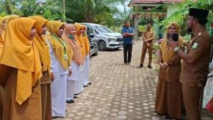 Bupati-Aceh-Timur-Iskandar-Usman-Al-Farlaky-sidak-ke-Puskesmas-Julok.jpg
