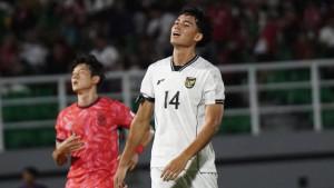 Ekspresi-penyerang-Timnas-U23-Indonesia-Rafael-Struick-tengah-setelah-gagal-memanfaatkan-peluang.jpg