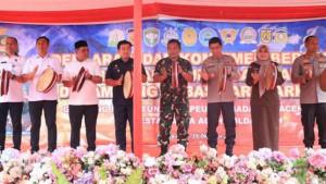 Kapolda-Aceh-Irjen-Pol-Marzuki-Ali-Basyah-bersama-pihak-terkait-Deklarasi-Penanggulangan-Narkoba.jpg