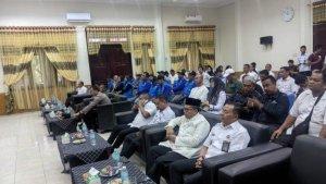 Kepala-BNNK-Aceh-Tamiang-AKBP-Trisna-Safari-Yandi-kanan-depan-saat-menyosialisasikan-P4GN.jpg