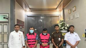 Kepala-dan-Sekretaris-Inspektorat-Aceh-Besar-Ditahan.jpg
