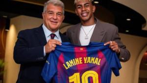 Lamine-Yamal-pakai-nomor-10-Barcelona.jpg