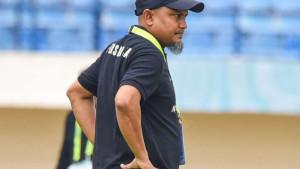 Pelatih-Persiraja-Akhyar-Ilyas-111.jpg