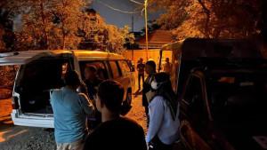 Polisi-dan-PMI-bersiap-membawa-jenazah-BG-dari-rumah-kos-kawasan-Gampong-Rukoh-Syiah-Kuala.jpg