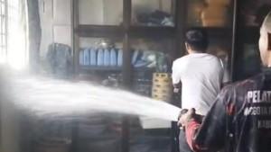 Salah-satu-ruangan-SDN-2-Jeumpa-Bireuen-di-Desa-Blang-Bladeh-Jeumpa-Bireuen-terbakar.jpg
