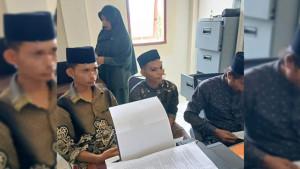 Satpol-PP-dan-WH-Kabupaten-Bener-Meriah-interasi-peminta-sumbangan.jpg