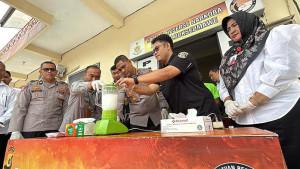 Satuan-Reserse-Narkoba-Polres-Lhokseumawe-memusnahkan-barang-bukti-narkotika.jpg