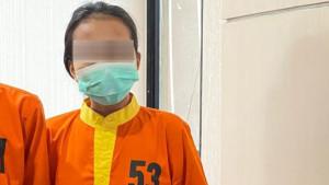 Tersangka-SDL-23-wanita-perantau-asal-Bengkulu-dihadirkan-saat-ekspose-kasus-narkoba.jpg