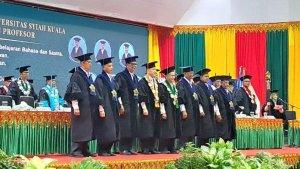 USK-Kembali-Kukuhkan-6-Guru-Besar.jpg