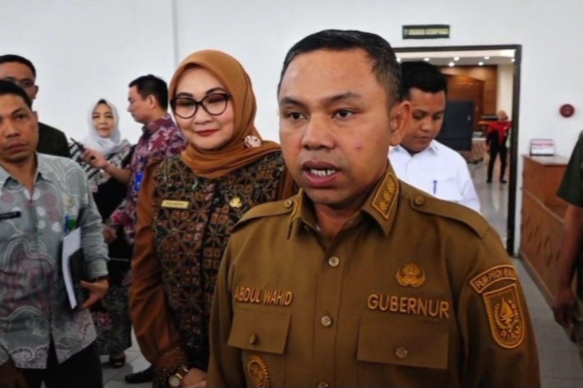GUBERNUR-RIAU-ABDUL-WAHID-TERTANGKAP-OTT-KPK.jpg
