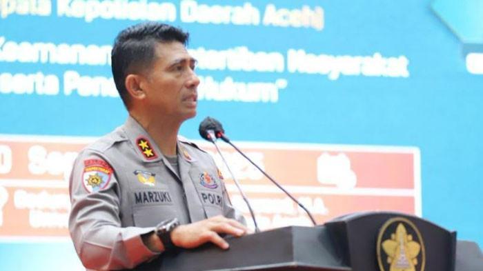 Kapolda-Aceh-Irjen-Pol-Marzuki-Ali-Basyah-saat-memberikan-materi-pada-kuliah-umum.jpg
