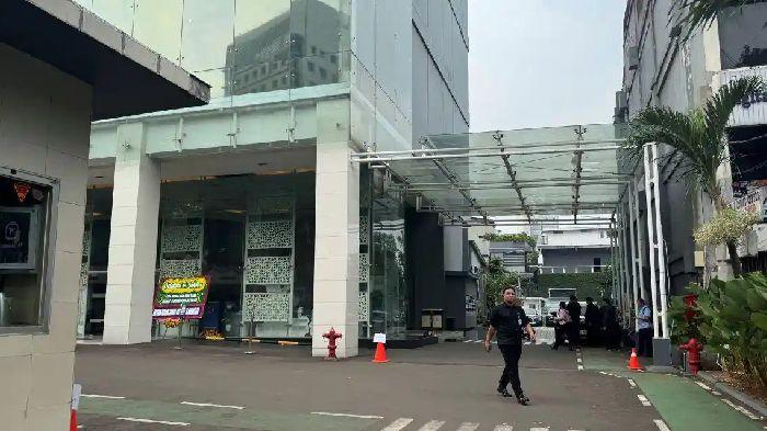 Kejagung-melakukan-penggeledahan-di-Kantor-Pusat-Badan-Gizi-Nasional-BGN.jpg