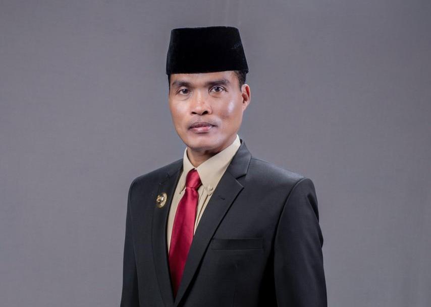 Kepala-Dinas-Perpustakaan-dan-Kearsipan-Aceh-Dr-Syaridin.jpg