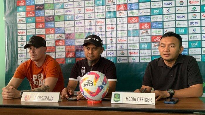 Konferensi-pers-Persiraja-jelang-laga-pekan-ke-12-Liga-2-musim-20242025-melawan-FC-Bekasi-City.jpg