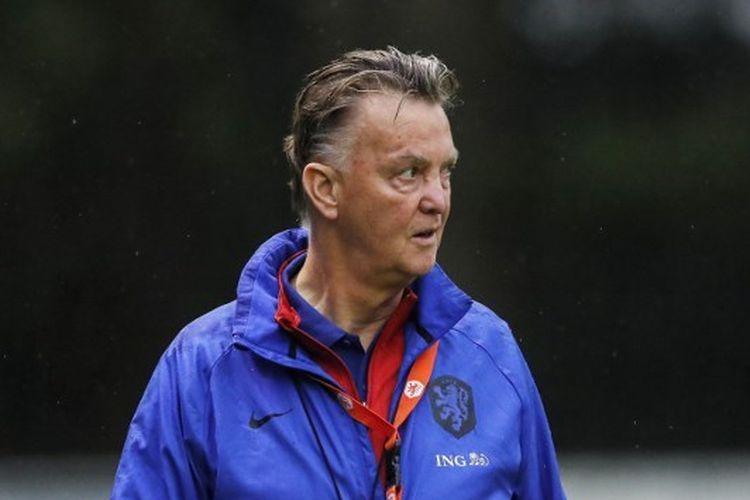 Louis-van-Gaal-Dirumorkan-Gabung-Timnas-Indonesia.jpg