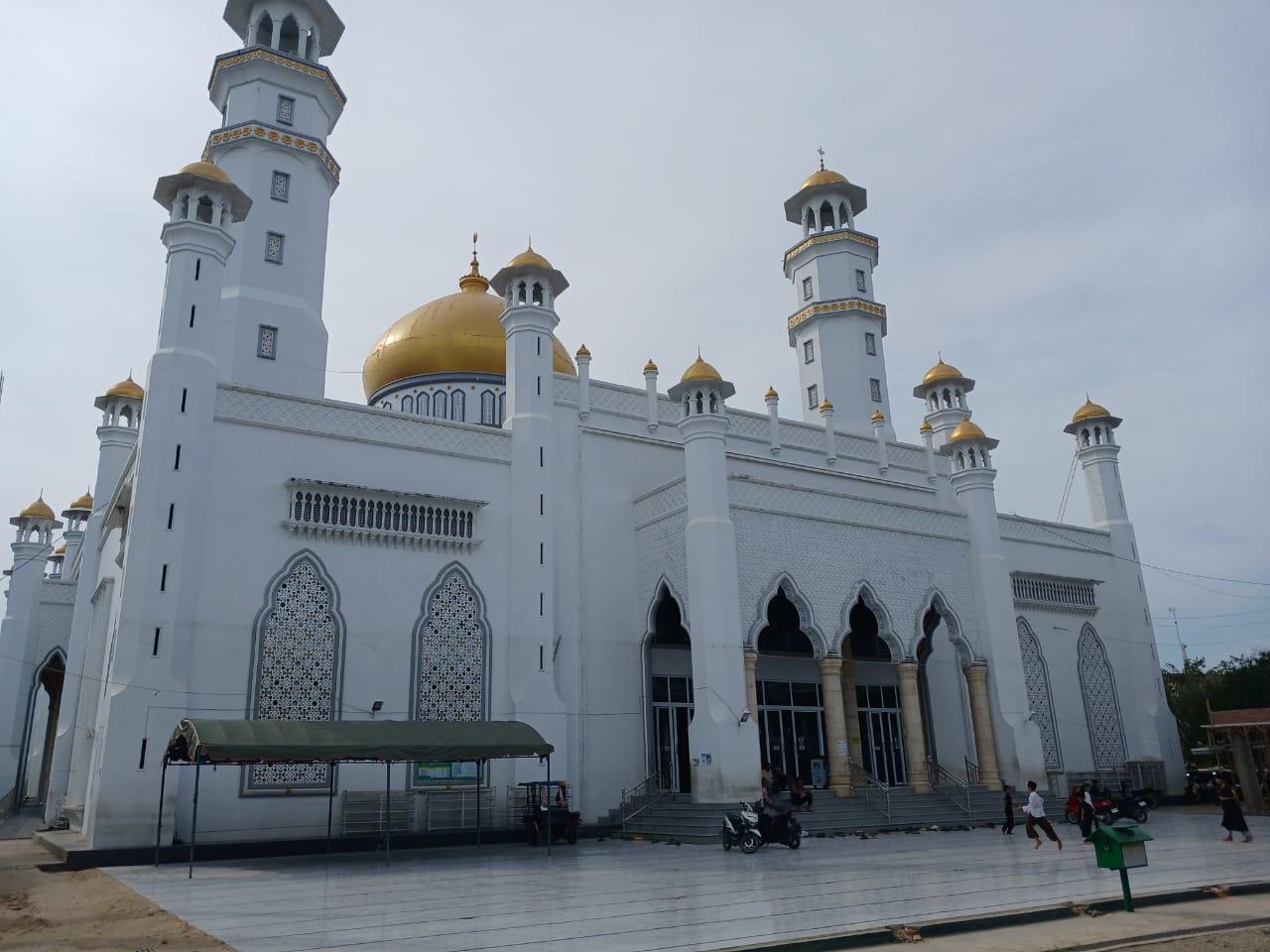 Masjid Agung Darul Falah Kota Langsa