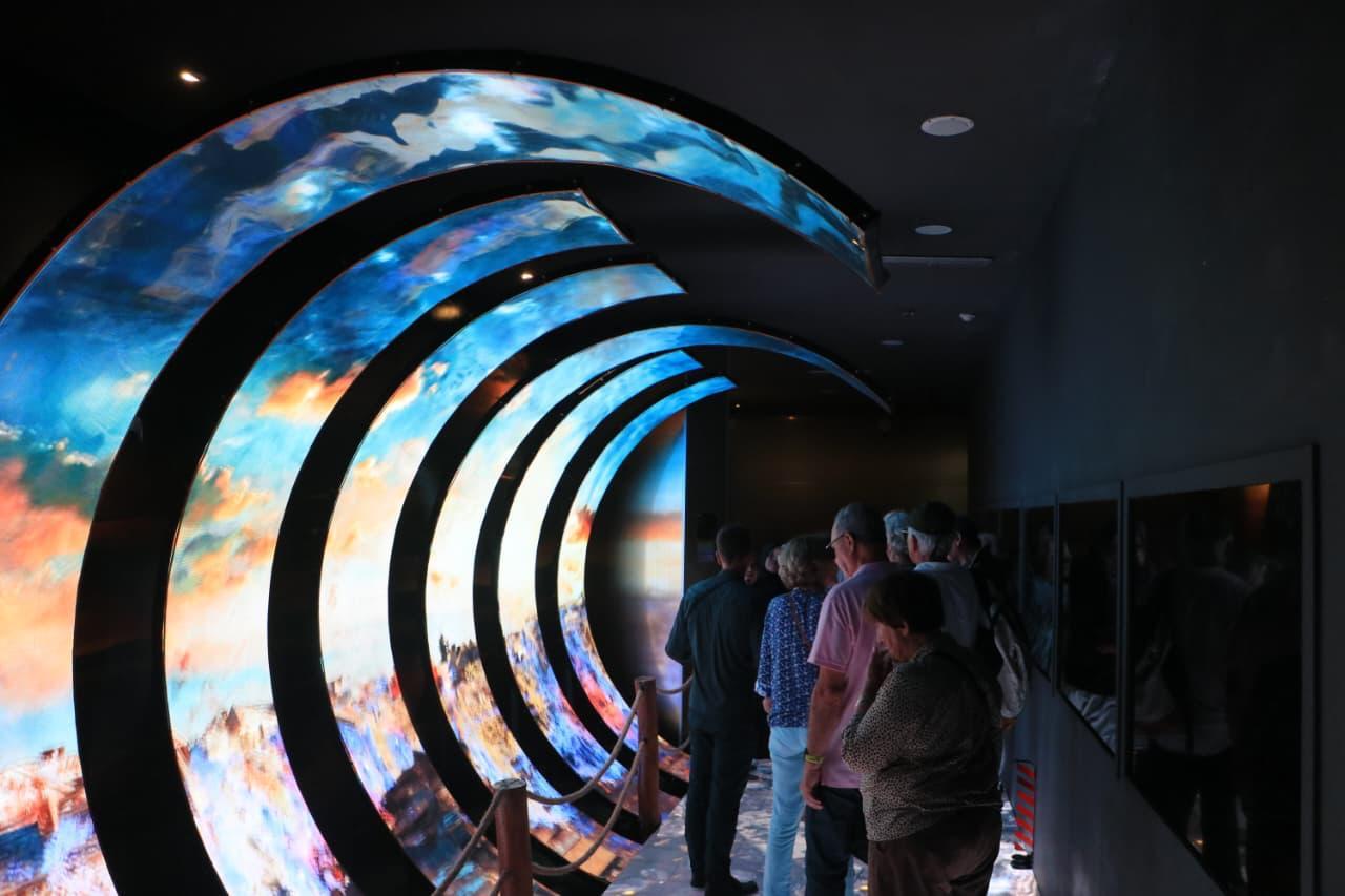 PENGUNJUNG-MUSEUM-TSUNAMI-ACEH.jpg