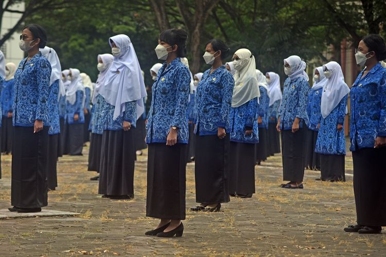 Pangkat-golongan-PNS-sangat-dipengaruhi-oleh-waktu-lamanya-mengabdi-diklat-jabatan.jpg