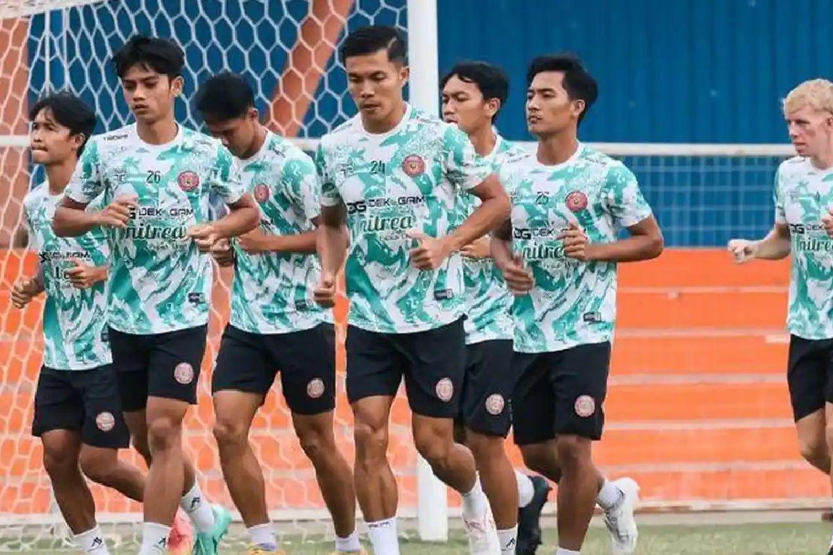 Pemain-Persiraja-Banda-Aceh-saat-menjalani-latihan-di-Stadion-H-Dimurthala.jpg