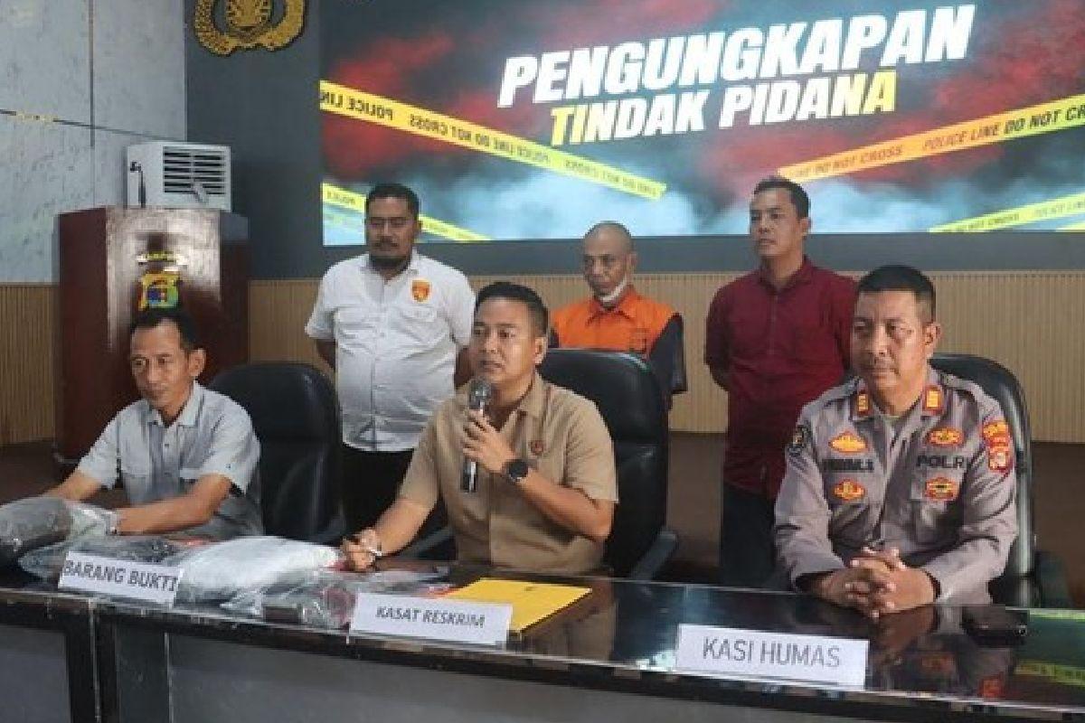 Polisi-saat-merilis-kasus-dukun-cabul-di-Lampung-Selatan.jpg