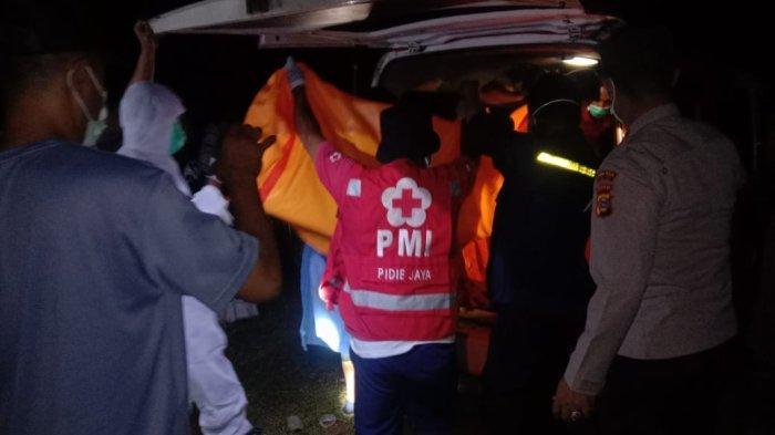 Seorang Santri Anwarul Munawarah Pidie Jaya Ditemukan Membusuk di Parit