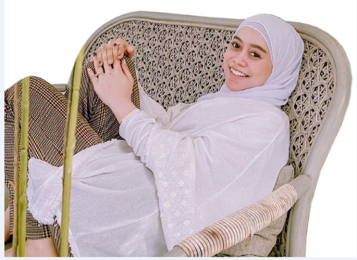 Lesti Kejora Sensitif Selama Hamil dan Sering Menangis